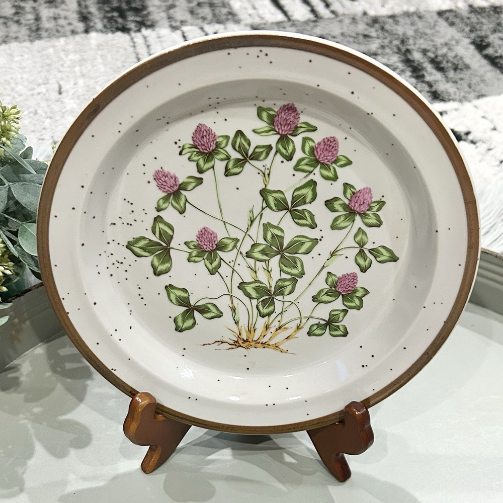 Vintage "Sweet Clover"  No 205 Japan Speckled Stoneware Floral 8" Salad Plate‎